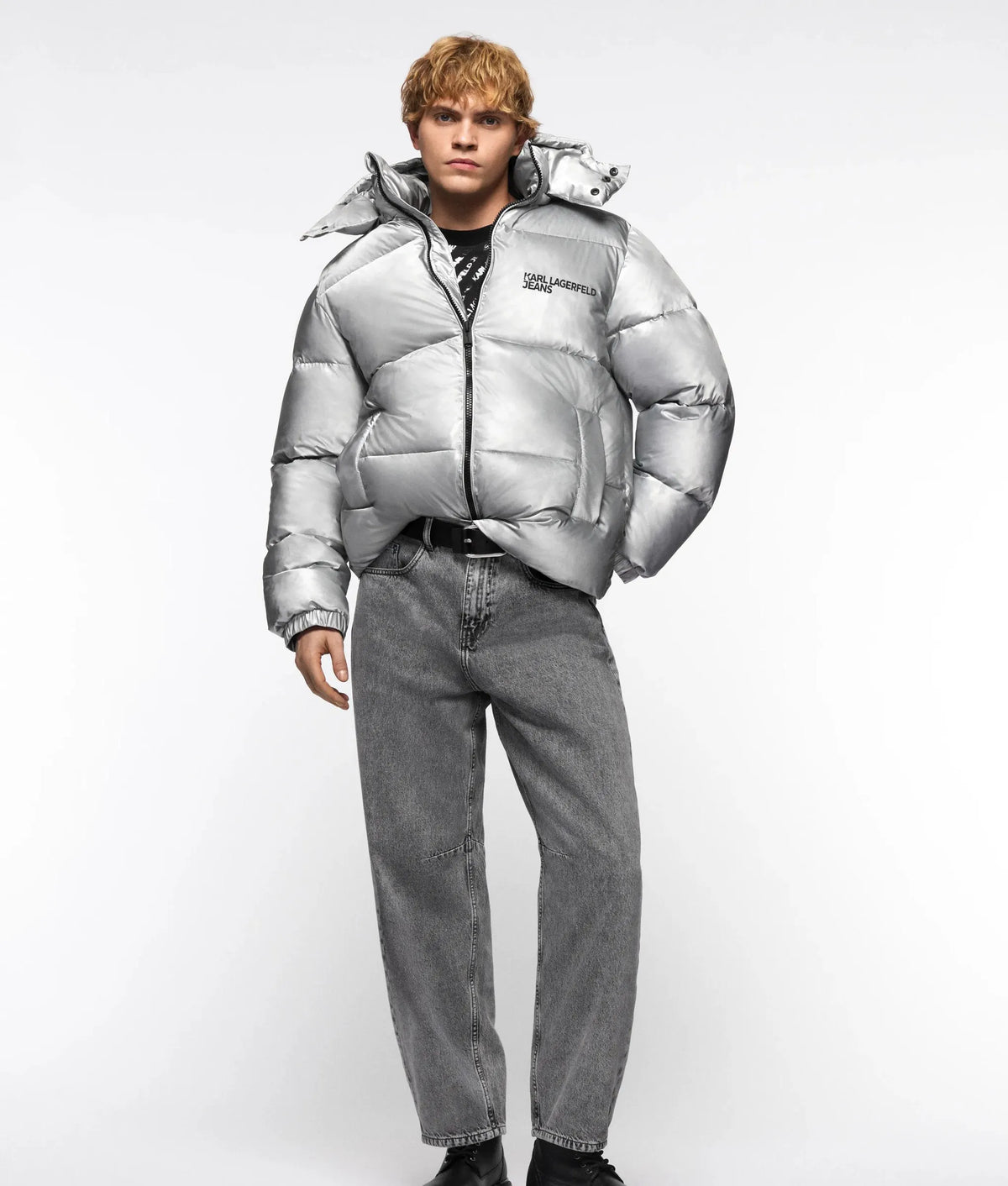 Barrel-leg jeans