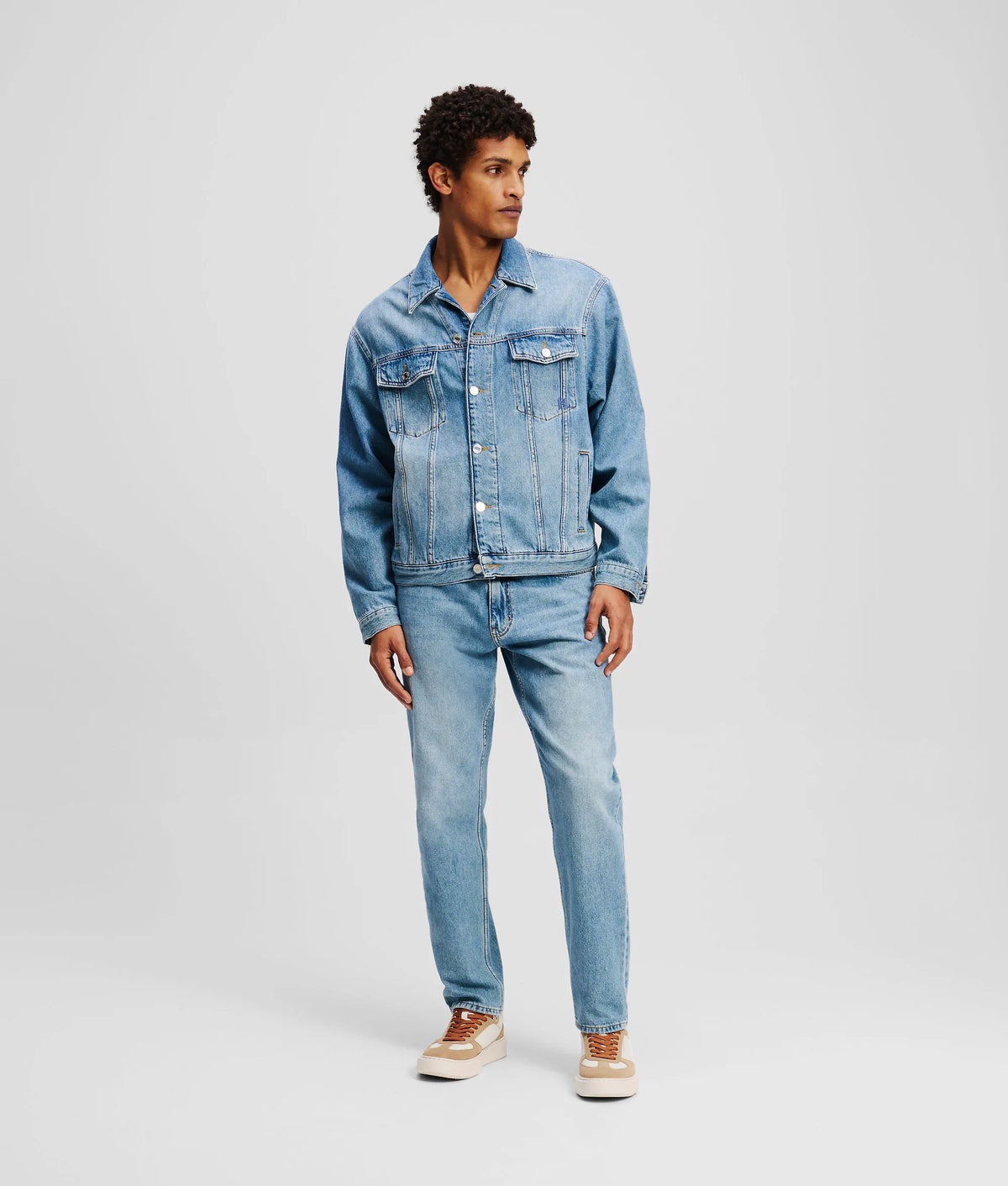 Logo tapered jeans