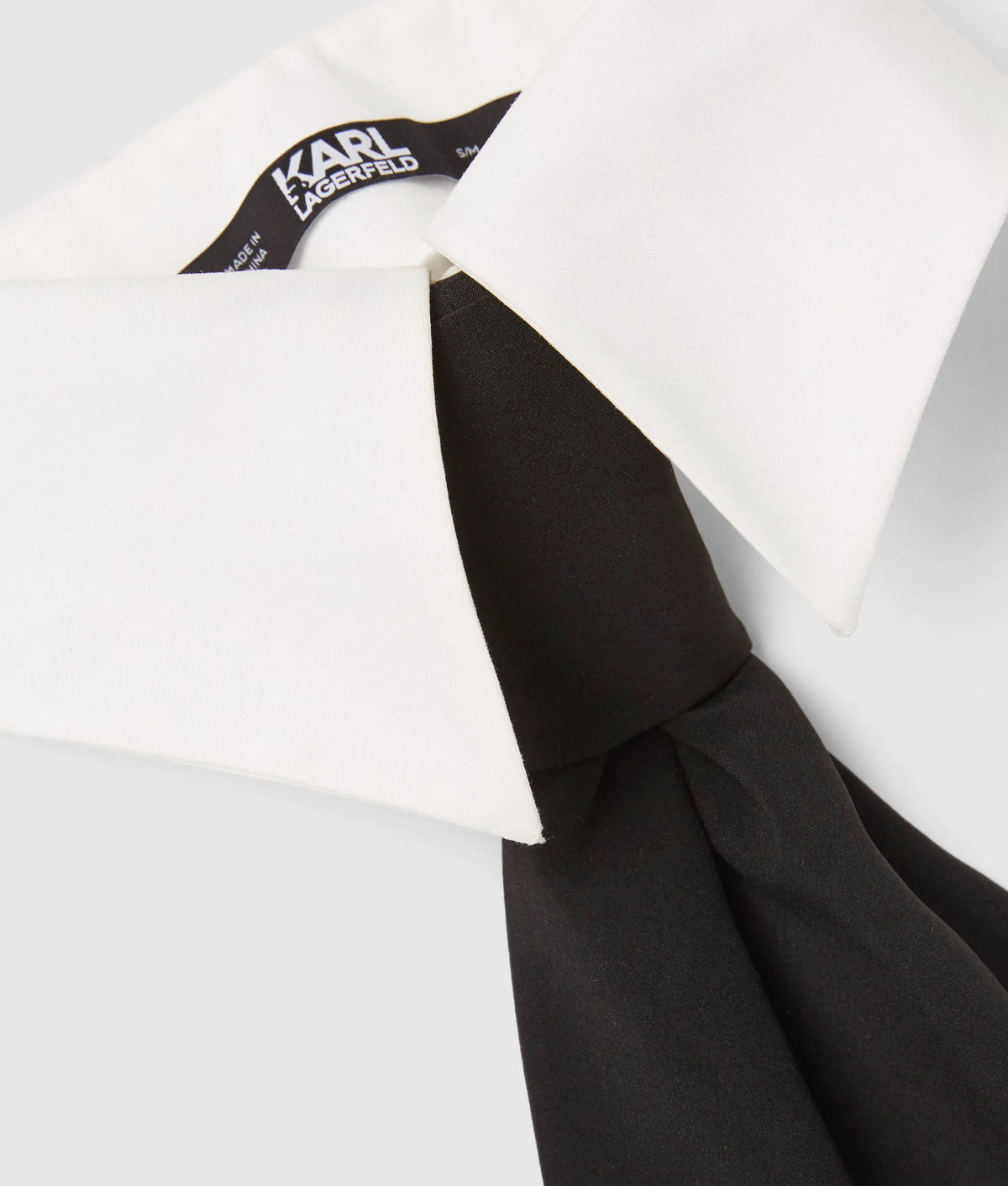Collar and tie