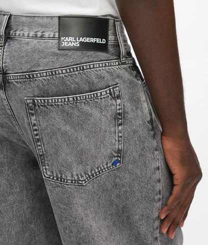 Barrel-leg jeans