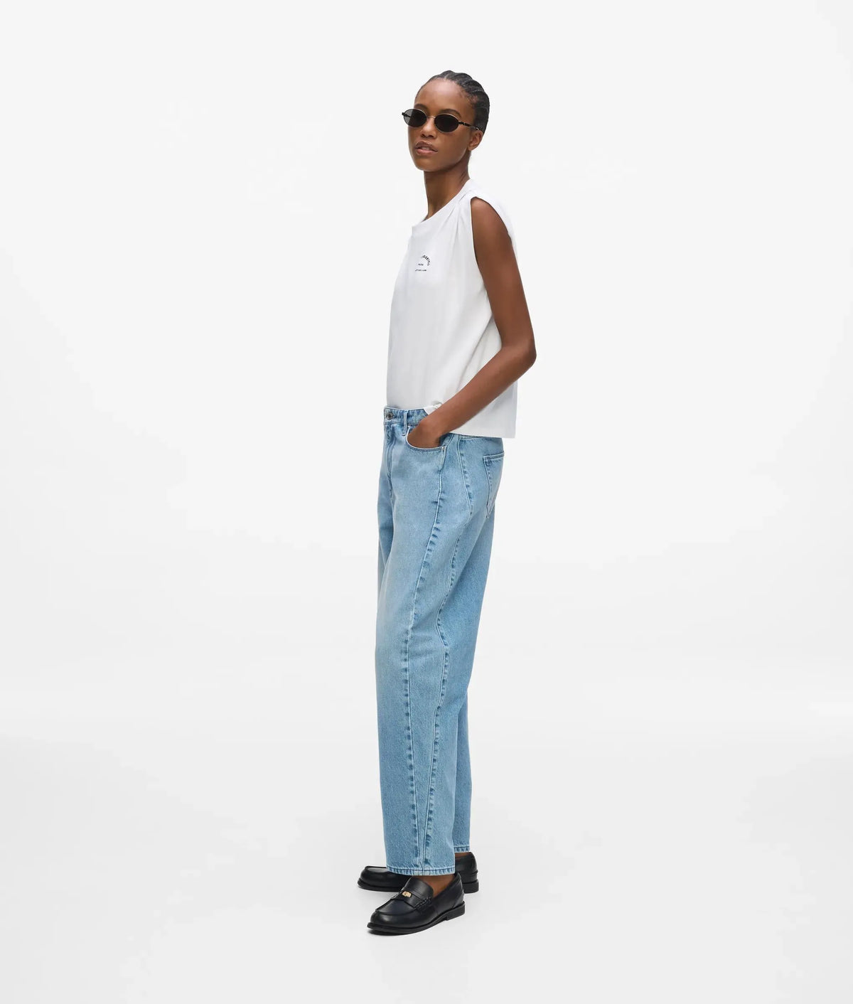 Mid-rise barrel-leg jeans