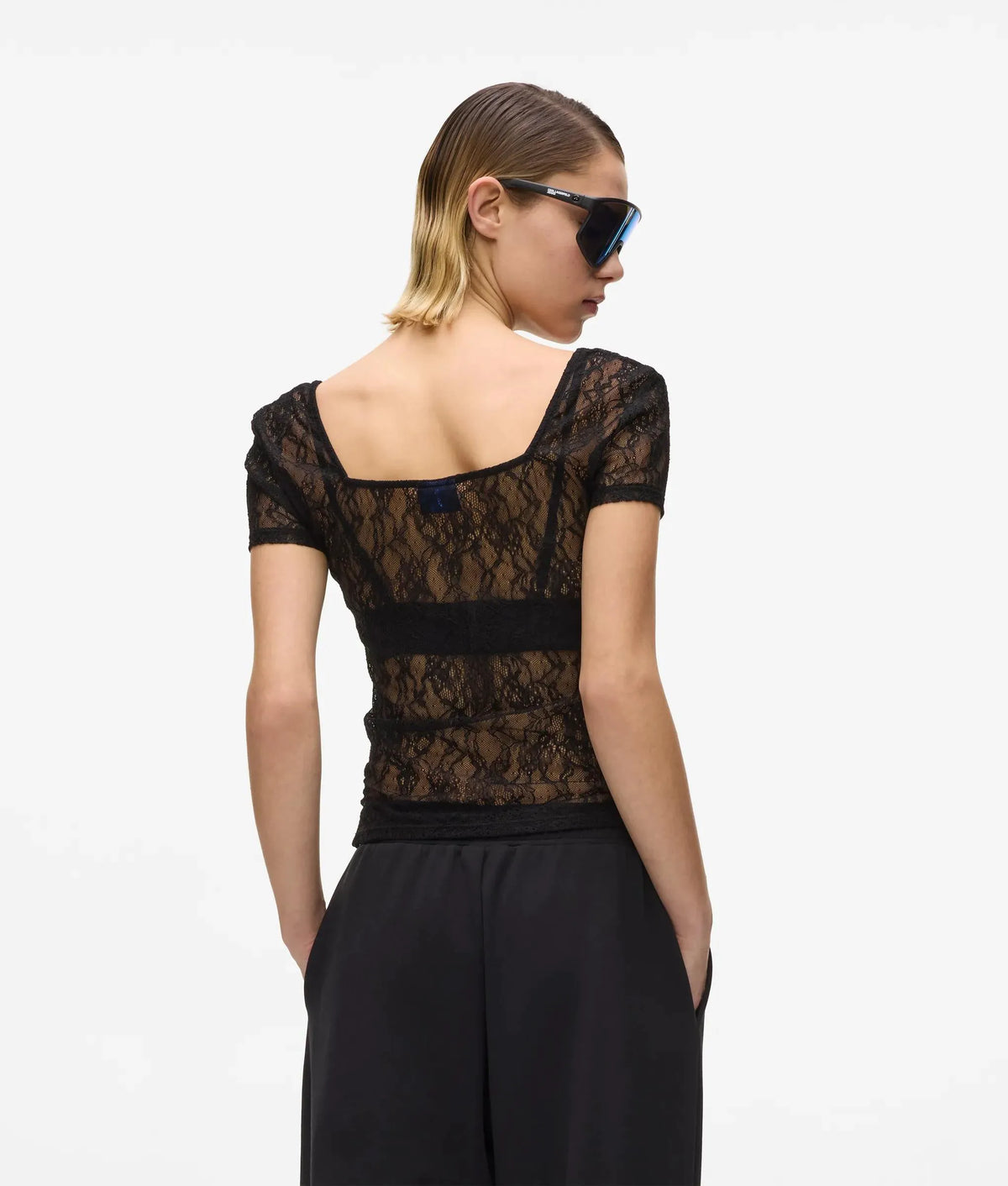 Cap-sleeved lace top