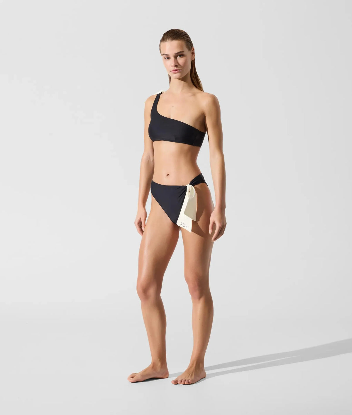 Signature bow bikini bottoms