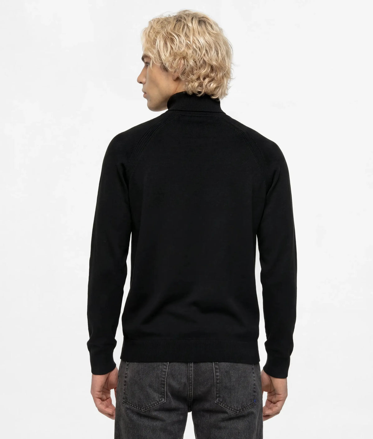 Lightweight knit rollneck sweater