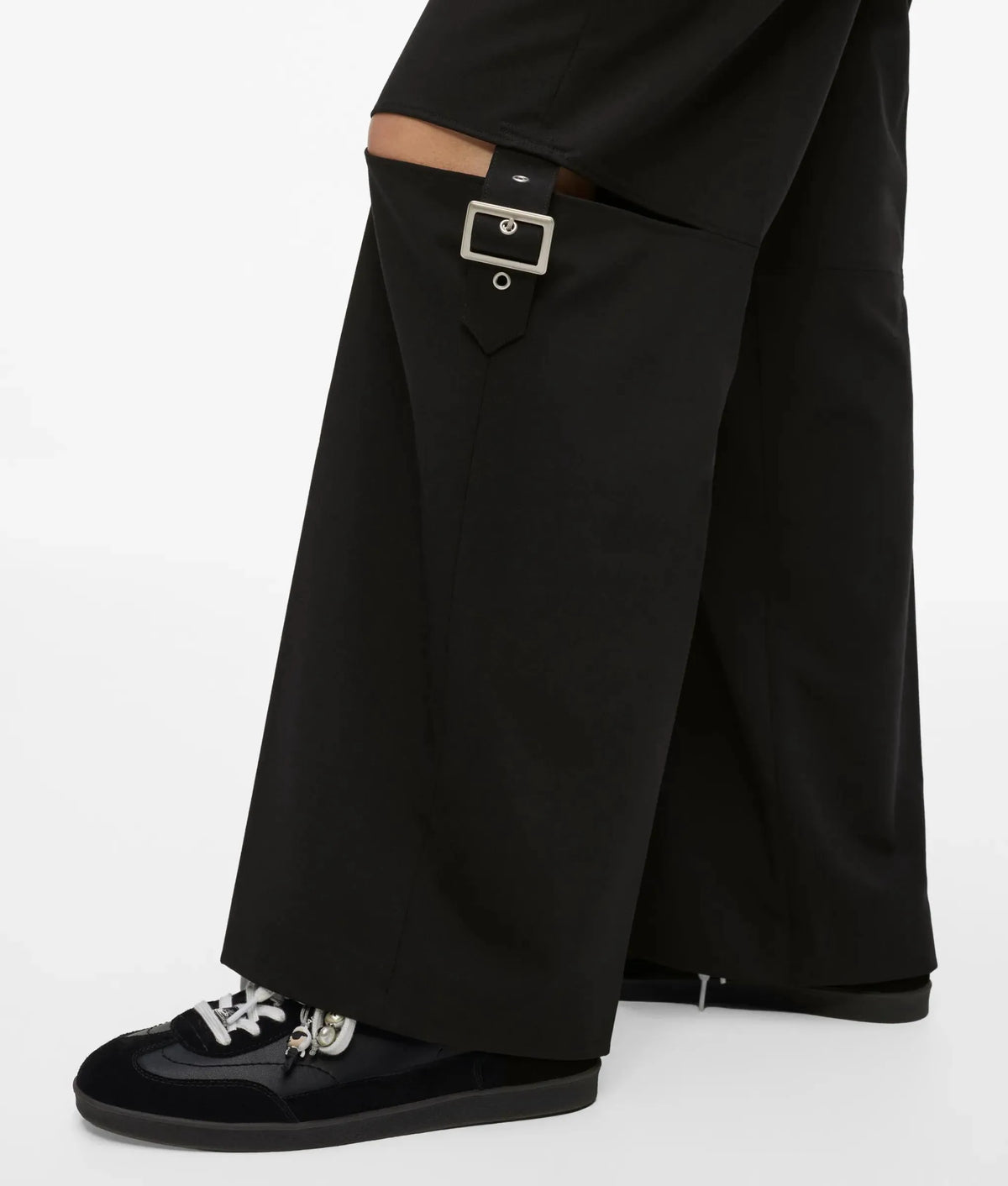 Buckle-detail tailored pants