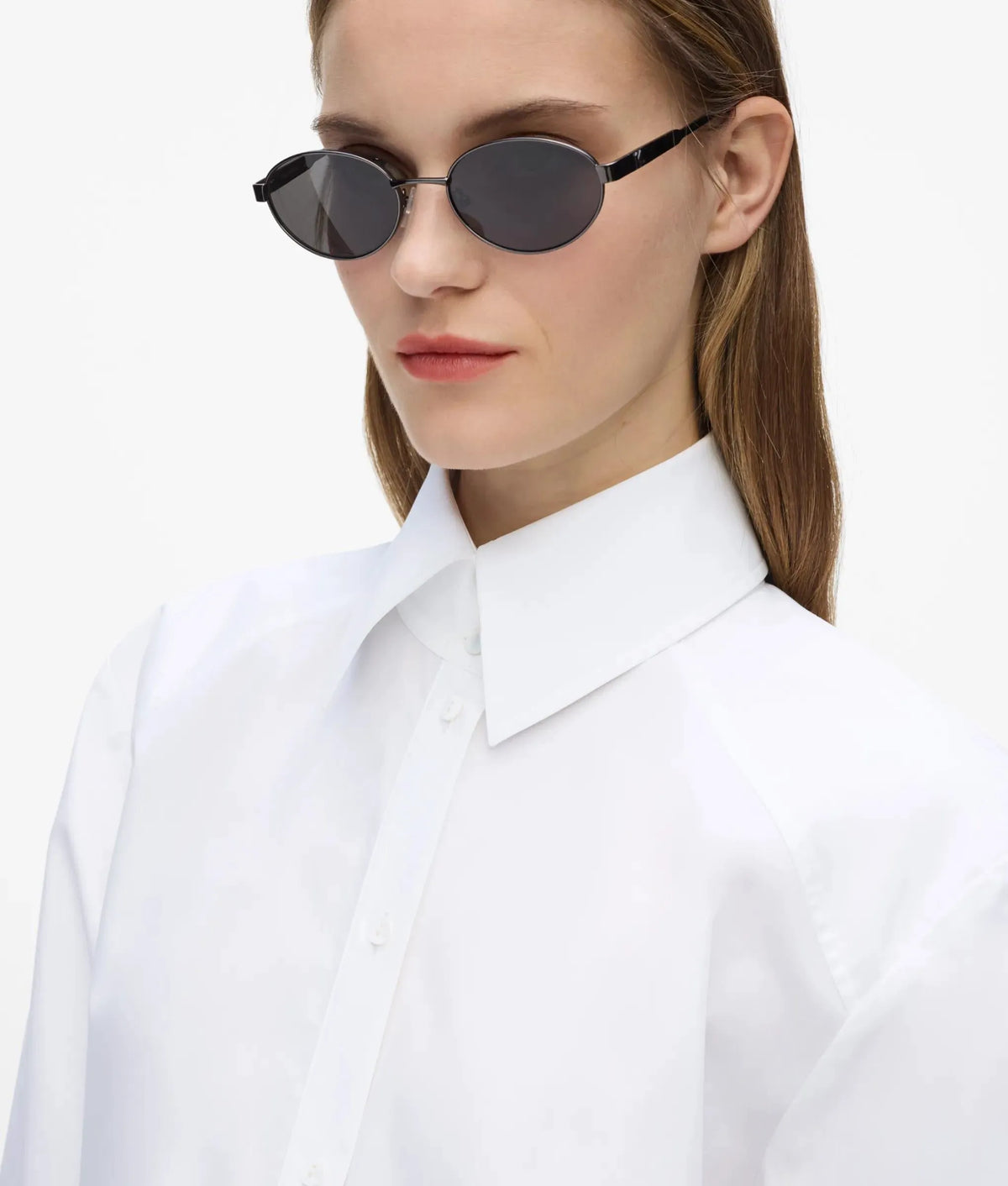 Shoulder pad poplin shirt