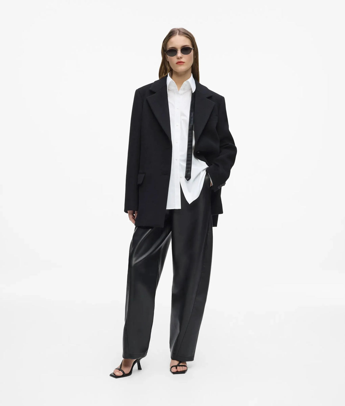 Shoulder pad poplin shirt