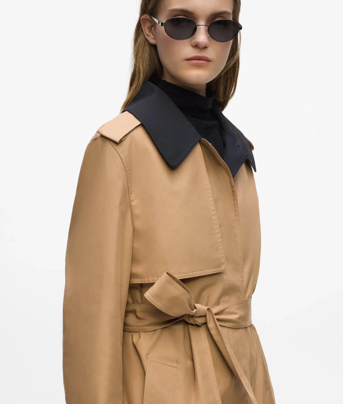 Transformable trench coat