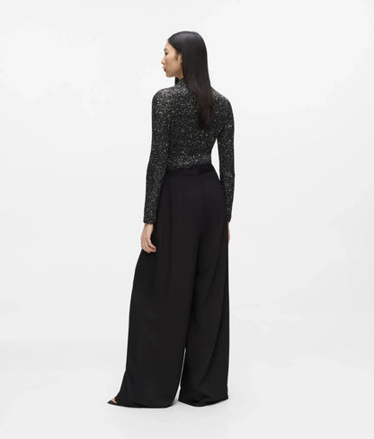 Pleated wide-leg pants