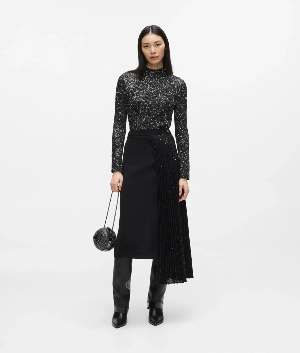 Asymmetric sequin skirt