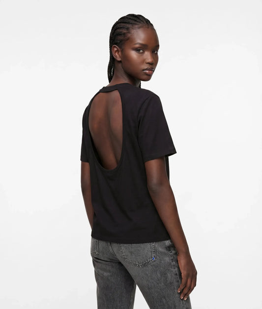 Open-back T-shirt