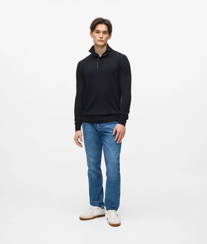 Tapered jeans