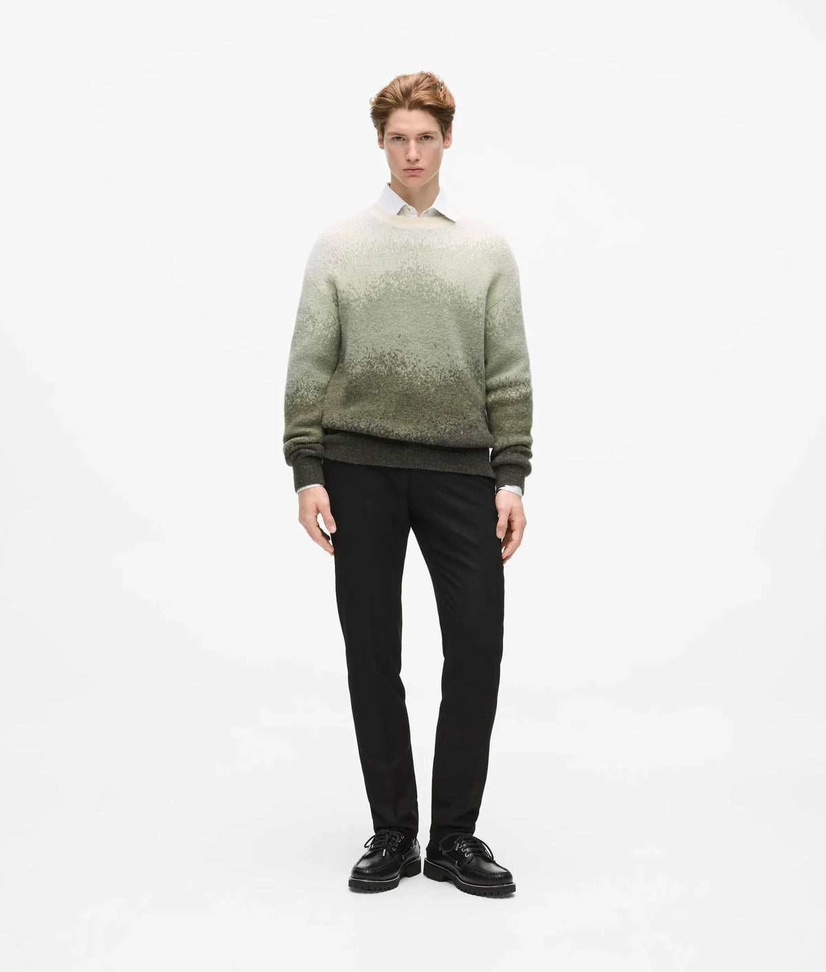 Gradient crew neck sweater